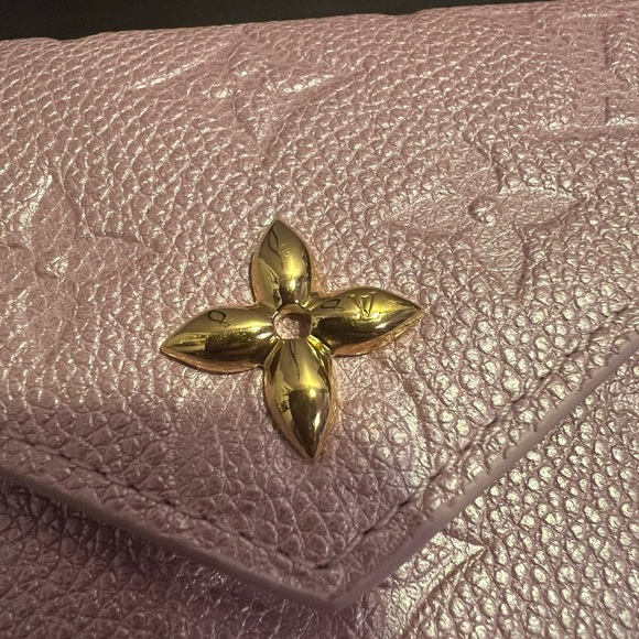 Louis Vuitton Victorine Wallet - Picture 4 of 8